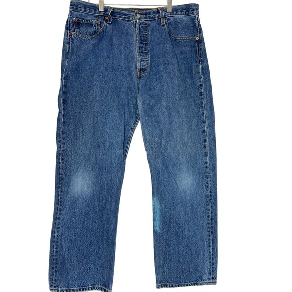 Levis 501 38 x 30 Blue Denim Medium Wash Mens Jeans Button Fly Western Straight - Picture 1 of 16
